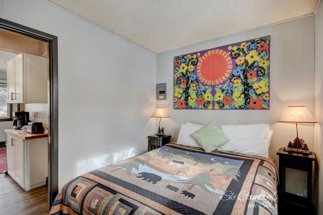 Petite Remodeled Corner Unit With Lots Of Light, Onsite Hot Tubs, Walk To Town Pm4A Breckenridge Exterior foto
